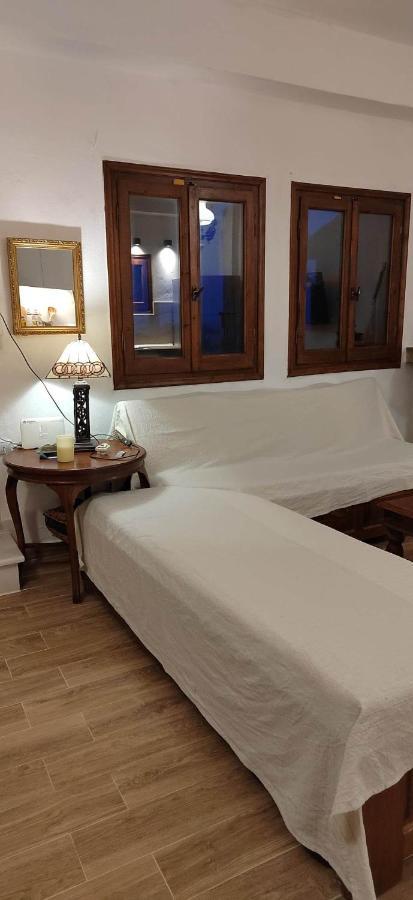 Deep Blue Villa At Potistika Exterior photo